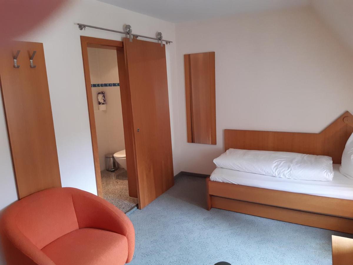 Hotel Schwanen ฟรอยเดนชตัดท์ ภายนอก รูปภาพ